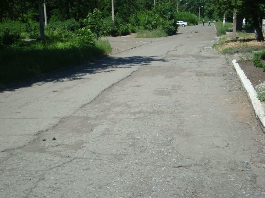 В г. Белицкое нет ни дорог, ни дорожных знаков (фото) - фото 1
