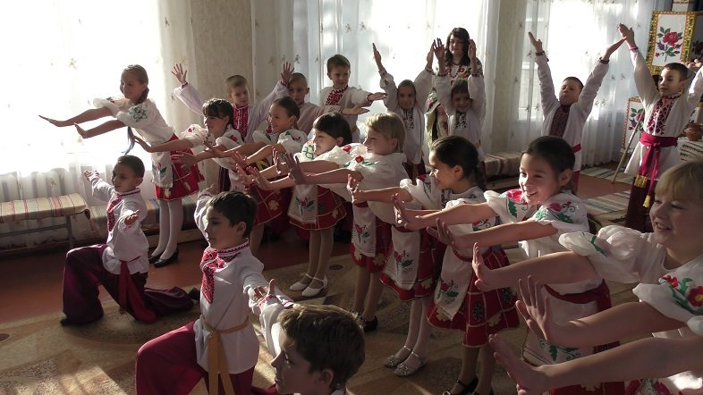 Для детей добропольского УВК№7 провели Андреевские вечерницы (ФОТО) (фото) - фото 1