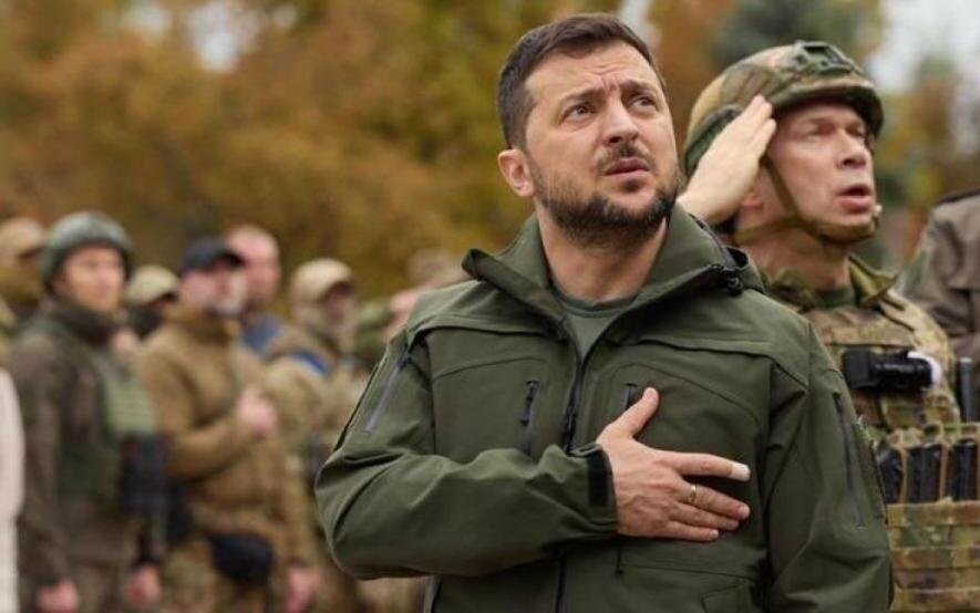 Зеленський привітав захисників і захисниць: 