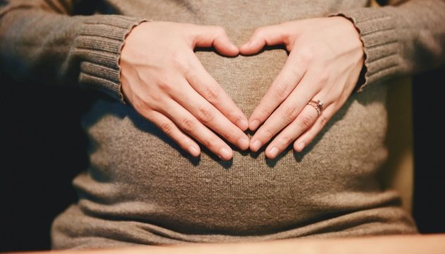 Жінки зможуть самі визначати початок декретної відпустки - Рада ухвалила закон