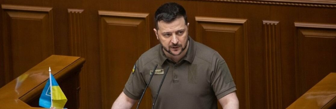 Зеленский прокомментировал петицию об отмене запрета на выезд мужчин за границу