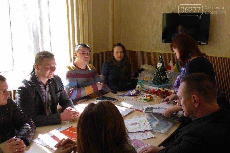 В Доброполье определили победителей конкурса "Доброполье -..., фото-3 В Доброполье определили победителей конкурса "Доброполье - город роз", фото-3