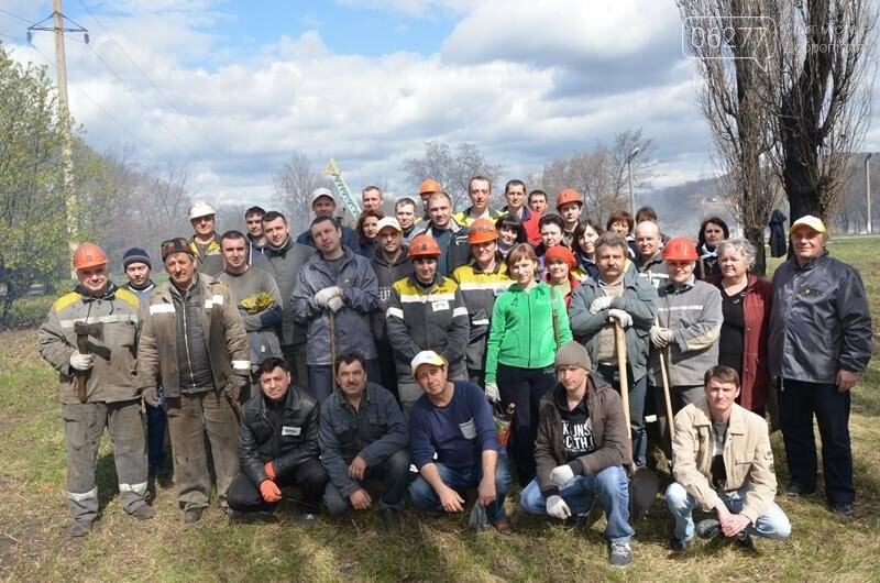 В Доброполье прошла масштабная акция "Чистый город", фото-1 В Доброполье прошла масштабная акция "Чистый город", фото-1