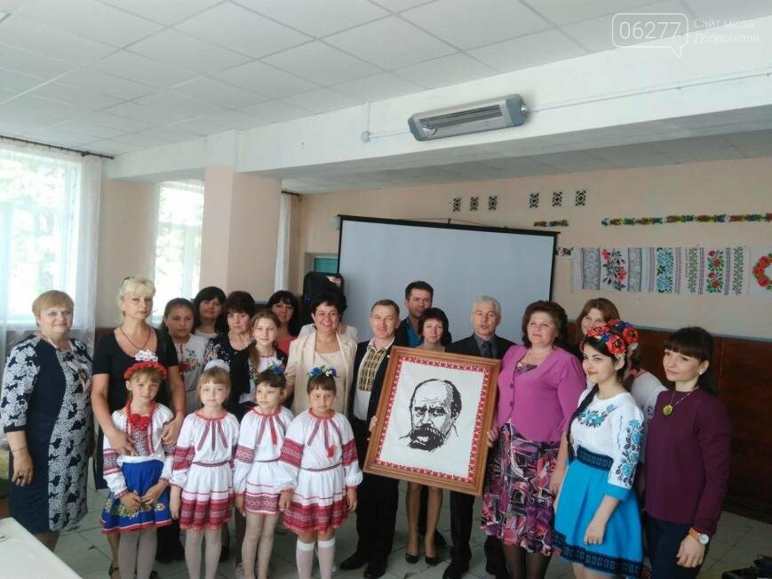 В святогоровском молодежном арт-кафе принимали гостей из Ко..., фото-1 В святогоровском молодежном арт-кафе принимали гостей из Ковеля, фото-1
