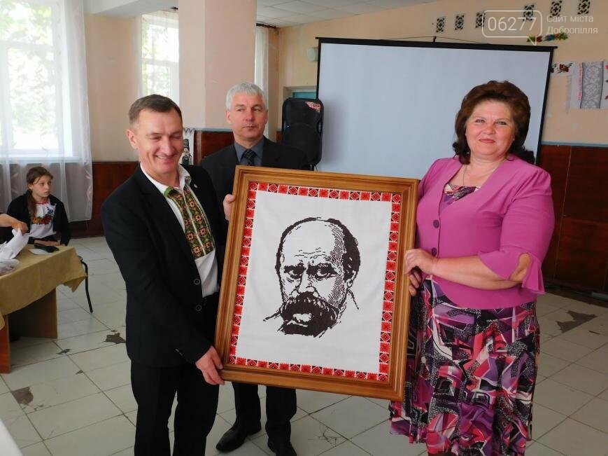 В святогоровском молодежном арт-кафе принимали гостей из Ко..., фото-4 В святогоровском молодежном арт-кафе принимали гостей из Ковеля, фото-4