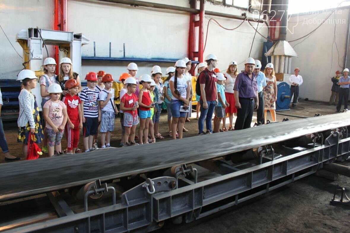 В Шахтоуправлении Белозёрском прошла необычная экскурсия, фото-1 В Шахтоуправлении Белозёрском прошла необычная экскурсия, фото-1