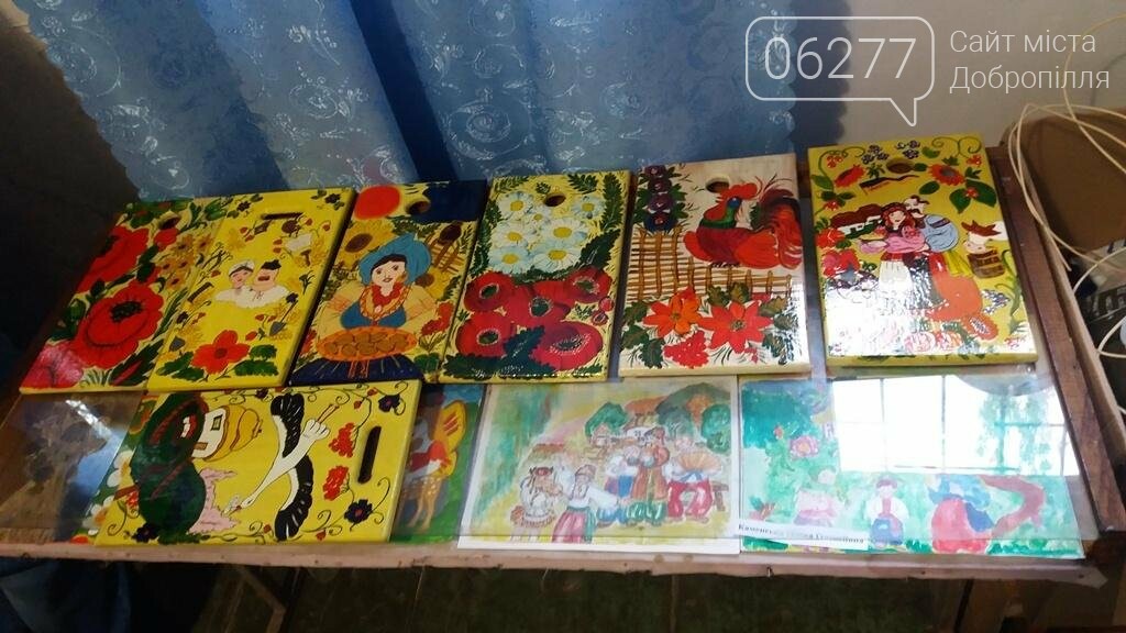 В Доброполье проведен мастер-класс в стиле петриковской рос..., фото-1 В Доброполье проведен мастер-класс в стиле петриковской росписи , фото-1