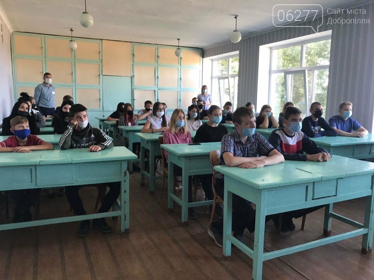 Правоохоронці нагадали школярам Добропільщини правила дорож..., фото-3 Правоохоронці нагадали школярам Добропільщини правила дорожнього руху, фото-3
