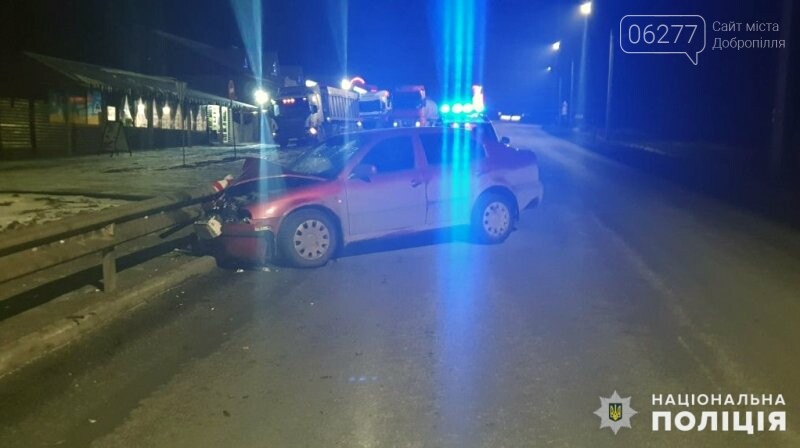 ДТП на автодорозі Добропілля-Лиман: постраждала 26-річна пасажирка, фото-1