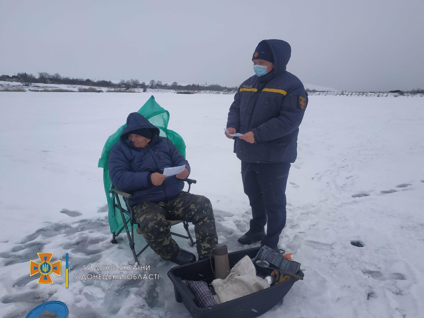 Інспектори Покровського районного управління провели роз’яснювальну роботу з населенням 