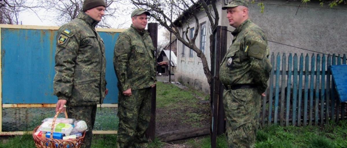 Полицейские Доброполья приняли участие в акции "Пасхальная корзина" Полицейские Доброполья приняли участие в акции "Пасхальная корзина", Яна Сельвер