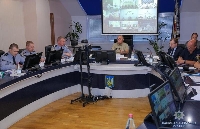 Поліція профілактуватиме ДТП, посиливши адміністративну практику у... Поліція профілактуватиме ДТП, посиливши адміністративну практику у цій сфері – Сергій Князєв, Настя06239