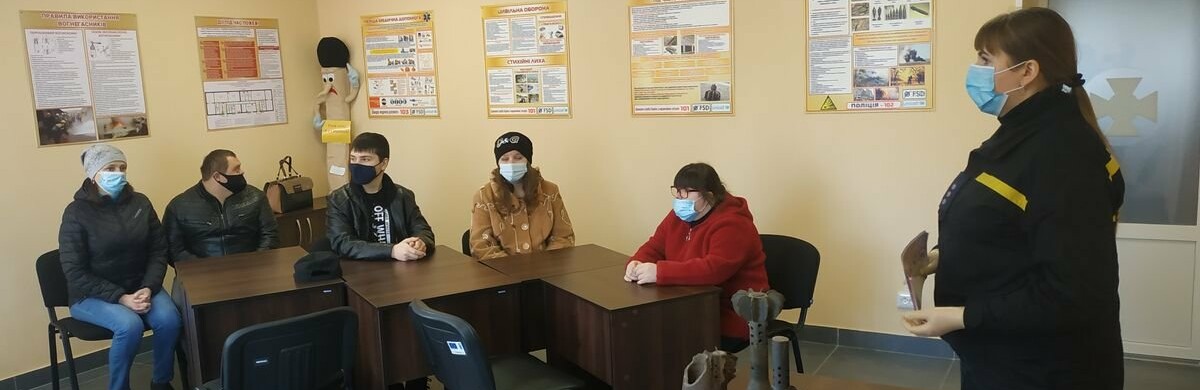Рятувальники провели екскурсію для Добропільського Центру комплексної реабілітації 