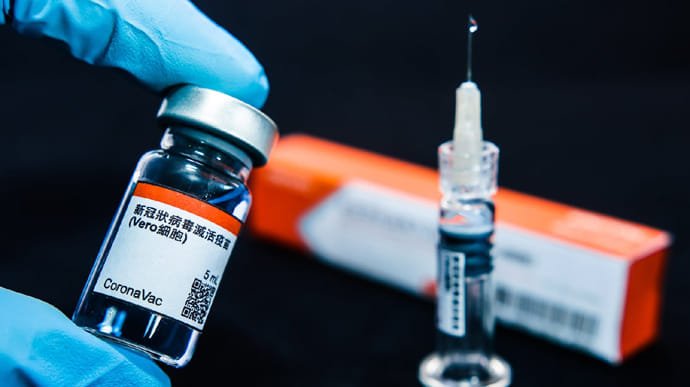 Вакцинированные CoronaVac украинцы получат международный сертификат