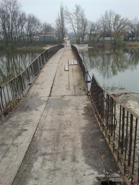 Аварийный мост в пос. Светлое, Добропольского района (фото) - фото 1
